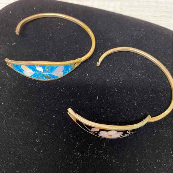 2 Vintage Mexico Alpaca Mother of Pearl Inlaid Hinge Silver Bracelets Hearts - Picture 7 of 9